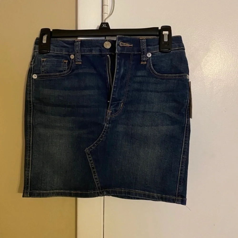 Free People Women 5 Pocket Dark Denim Mini Skirt Size XS